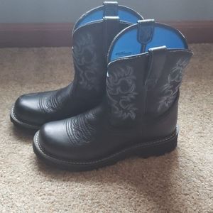 Womens Ariat boots 8.5B